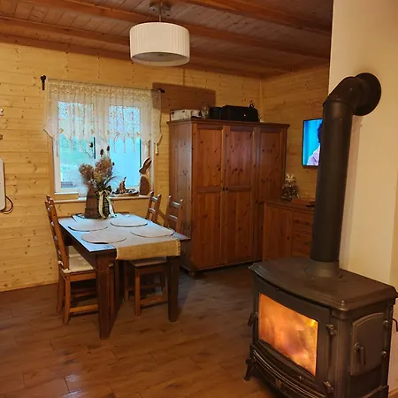 Nyaraló Miedzy Sosnami Bobrownik (Lidzbark)