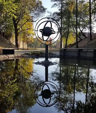 Miedzy Sosnami Nyaraló *